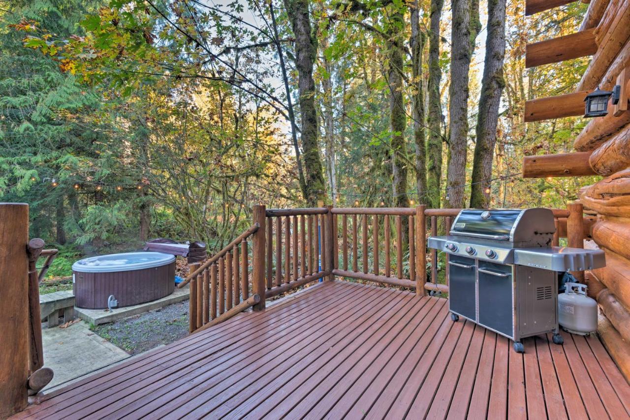 Riverfront Gold Bar Log Cabin Near Stevens Pass! Exterior foto