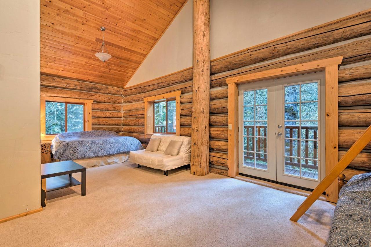 Riverfront Gold Bar Log Cabin Near Stevens Pass! Exterior foto
